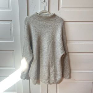 H&M mock neck sweater mini-dress | Size L | Light Gray
